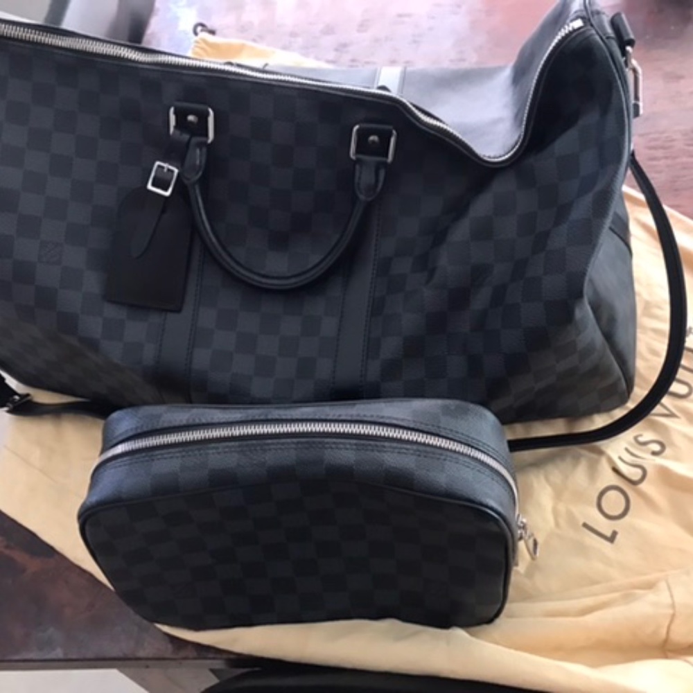 Luis Vuitton men’s duffel bag and matching pouch.